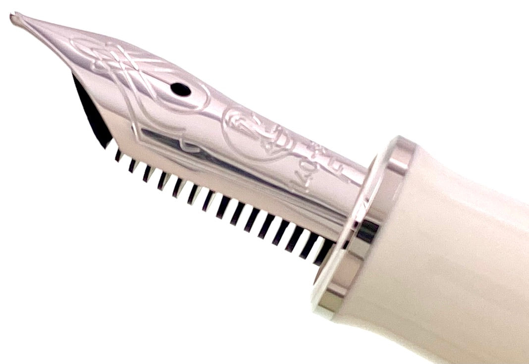 Pelikan Souverän M405 Silver-White - nibs.com