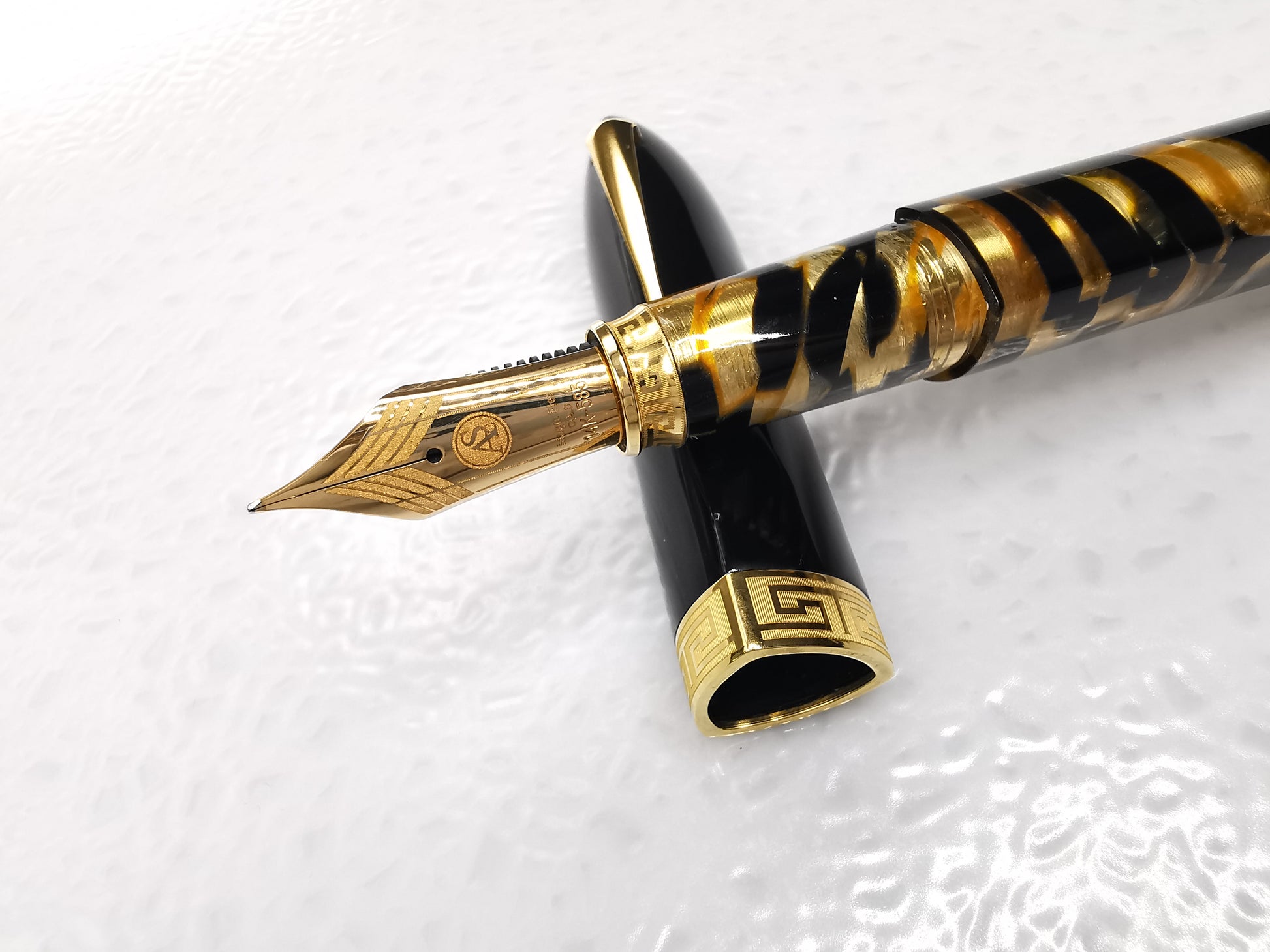 ASC Triangolo Black Lucens Gold Limited Edition - nibs.com
