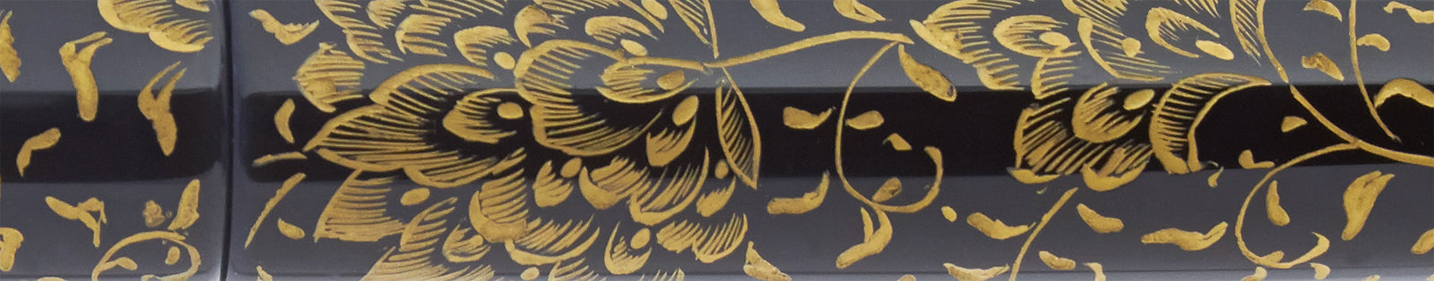 Nakaya Portable Cigar Housoge Kikyo-Tamenuri Gold - nibs.com