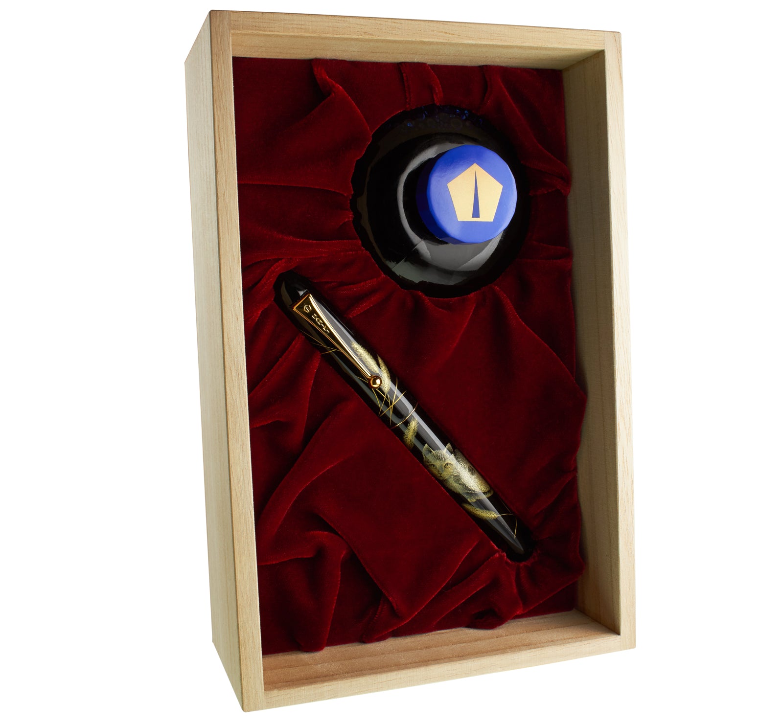 Namiki Yukari Royale Chinkin Cat - nibs.com