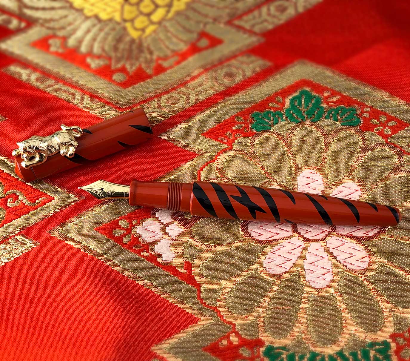 Nakaya Naka-ai Writer Pen of the Year 2022 - Orange Tiger - nibs.com