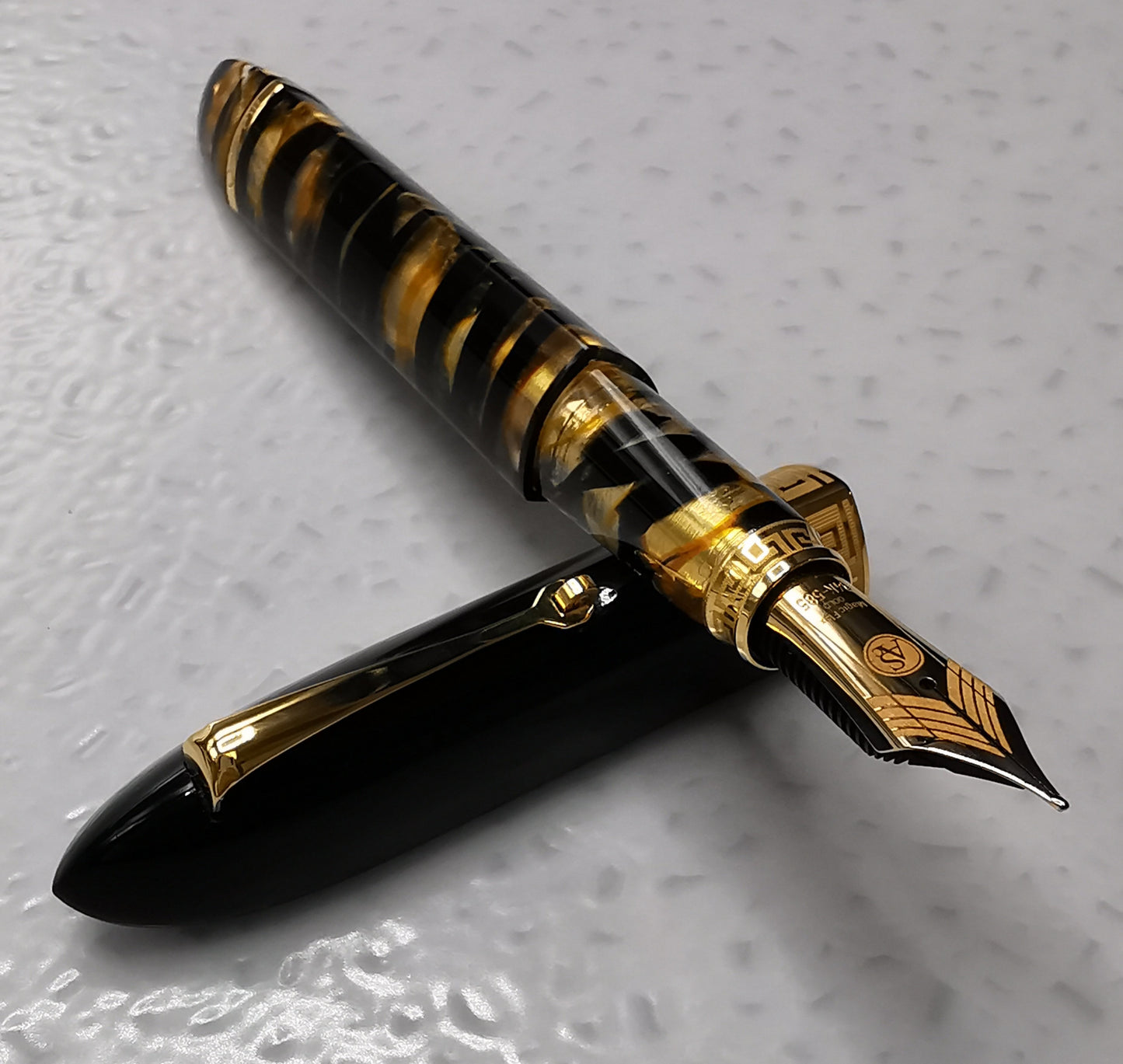 ASC Triangolo Black Lucens Gold Limited Edition - nibs.com